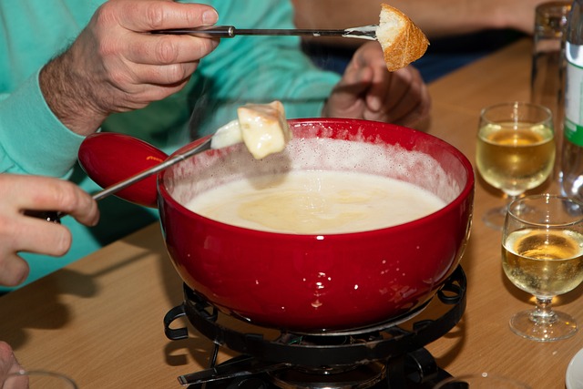 fondue-3972653_640.jpg